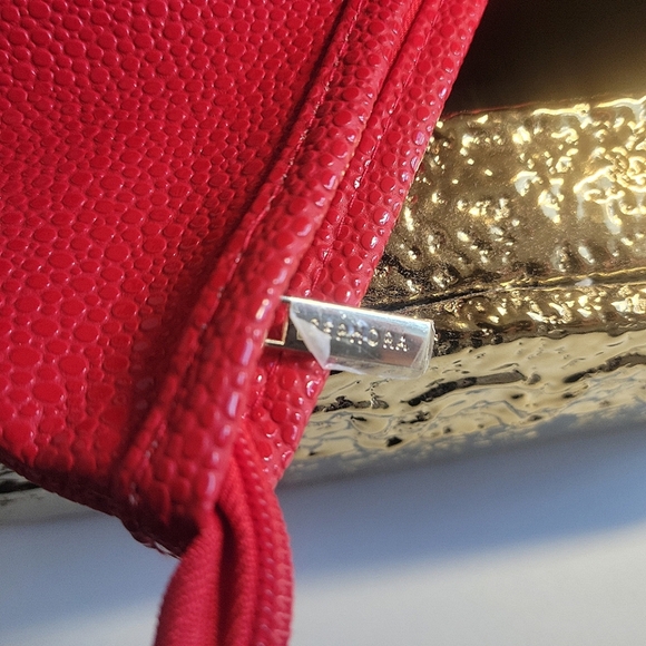 💥FREE with 3/$30 BUNDLE💥 LIMITED EDITION SEPHORA CLUTCH - Picture 3 of 4